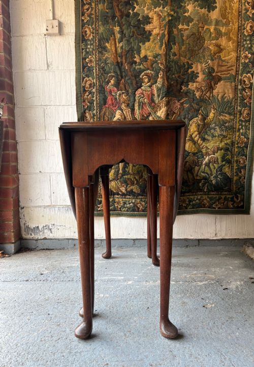 A 19TH CENTURY MAHOGANY OVAL DROP LEAF BREAKFAST DINING TABLE PAD FEET - ADDITIONAL PHOTO 3