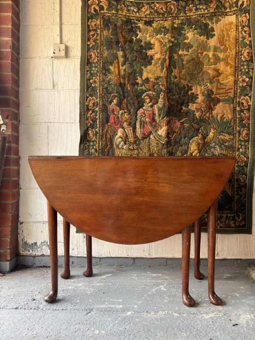 A 19TH CENTURY MAHOGANY OVAL DROP LEAF BREAKFAST DINING TABLE PAD FEET - ADDITIONAL PHOTO 1