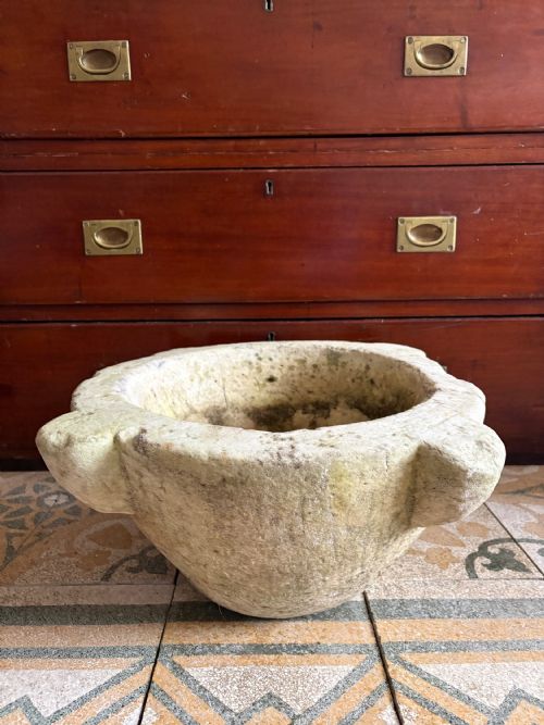 A SUBSTANTIAL 18TH CENTURY WHITE MARBLE MORTAR 50CM DIAMETER PROBABLY ITALIAN - ADDITIONAL PHOTO 12