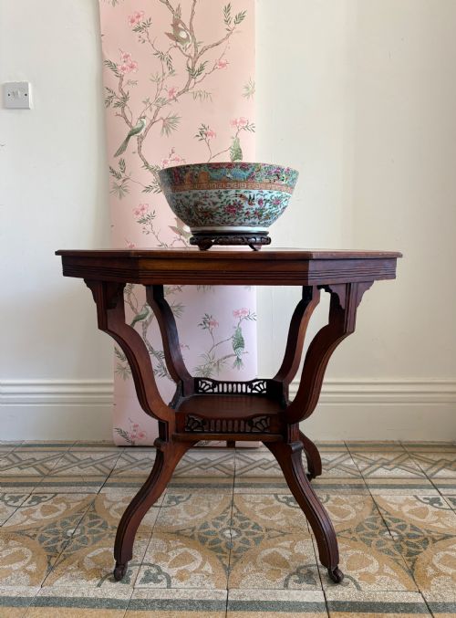 A LATE 19TH CENTURY AESTHETIC MOVEMENT WALNUT OCTAGONAL TABLE 75CM WIDE - ADDITIONAL PHOTO 7