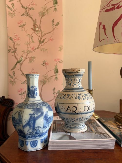 AN 18TH CENTURY DUTCH DELFT BLUE AND WHITE TIN GLAZE VASE CHINESE THEME 25CM - ADDITIONAL PHOTO 2
