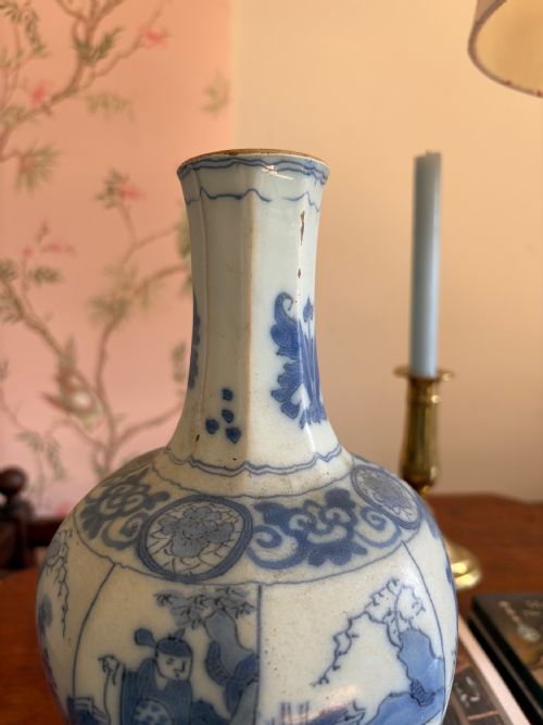 AN 18TH CENTURY DUTCH DELFT BLUE AND WHITE TIN GLAZE VASE CHINESE THEME 25CM - ADDITIONAL PHOTO 4