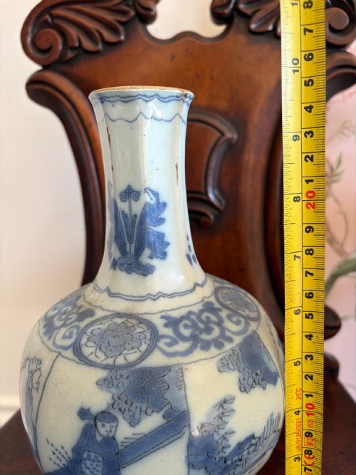 AN 18TH CENTURY DUTCH DELFT BLUE AND WHITE TIN GLAZE VASE CHINESE THEME 25CM - ADDITIONAL PHOTO 9
