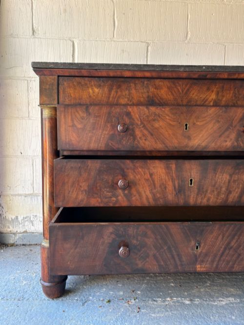 A 19THC FRENCH EMPIRE FLAME MAHOGANY CHEST OF DRAWERS COMMODE MARBLE TOP 115CM - ADDITIONAL PHOTO 4