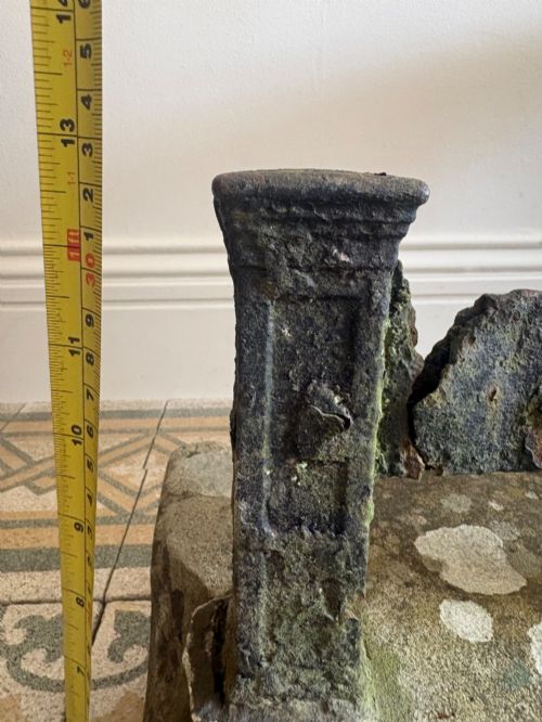 A 19TH CENTURY CAST IRON BOOTSCRAPER INSET TO HEWN STONE BLOCK 33CM - ADDITIONAL PHOTO 11