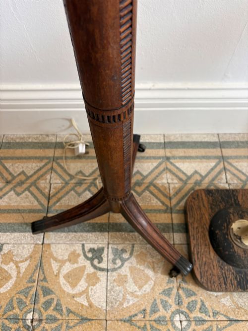 A 19TH CENTURY CARVED OCEANIC COLUMN ADAPTED FLOOR LAMP 154CM - ADDITIONAL PHOTO 7