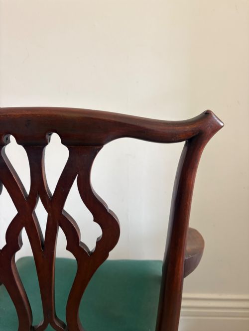 A GEORGE 111 CHIPPENDALE PERIOD MAHOGANY ELBOW ARM CHAIR C1780 - ADDITIONAL PHOTO 13