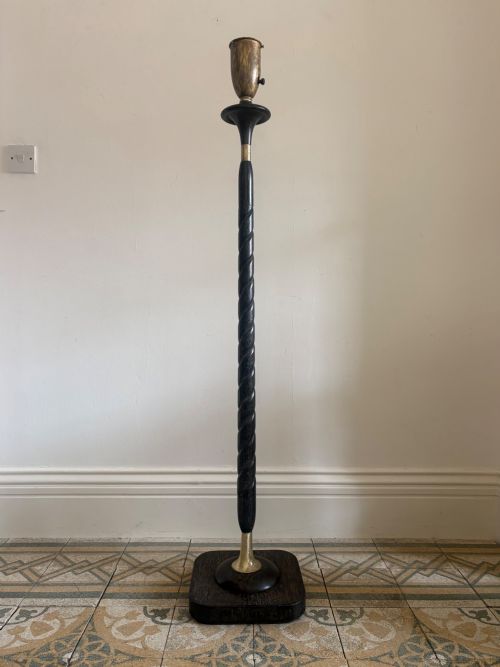 A FRENCH 1920S EBONISED BARLEY TWIST FLOOR LAMP 145CM