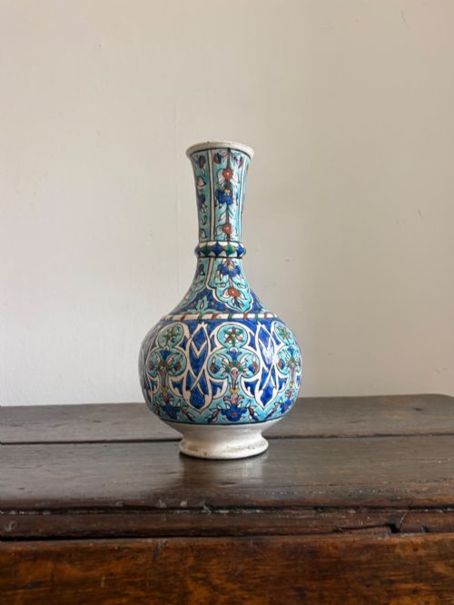A 19TH CENTURY IZNIK HAND PAINTED BOTTLE VASE 30CM FRITWARE TRADITIONAL MOTIFS - ADDITIONAL PHOTO 1