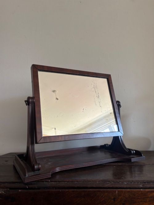 AN EARLY 19TH CENTURY GILLOWS MODEL MAHOGANY VANITY SWING MIRROR ORIGINAL PLATE - ADDITIONAL PHOTO 6