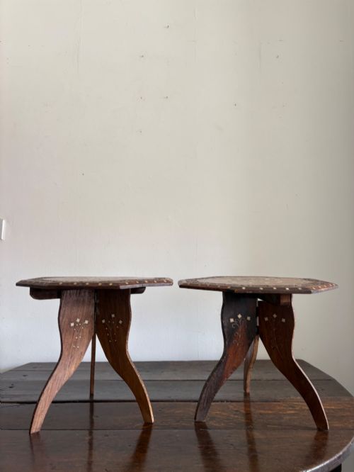 A PAIR OF ANGLO INDIAN HOSHIARPUR OCTAGONAL BONE INLAY FOLDING TABLES C1900 40CM TOP - ADDITIONAL PHOTO 2