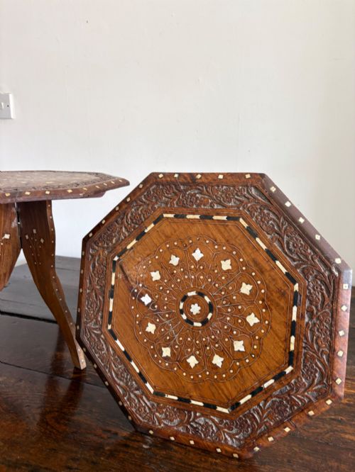 A PAIR OF ANGLO INDIAN HOSHIARPUR OCTAGONAL BONE INLAY FOLDING TABLES C1900 40CM TOP - ADDITIONAL PHOTO 9