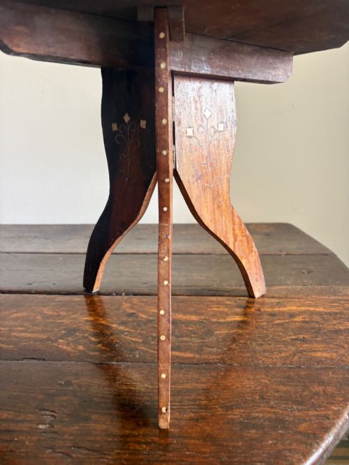 A PAIR OF ANGLO INDIAN HOSHIARPUR OCTAGONAL BONE INLAY FOLDING TABLES C1900 40CM TOP - ADDITIONAL PHOTO 10