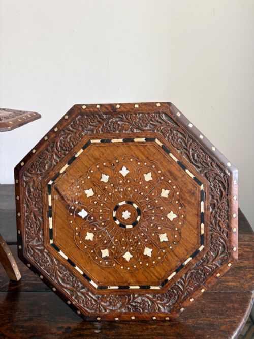 A PAIR OF ANGLO INDIAN HOSHIARPUR OCTAGONAL BONE INLAY FOLDING TABLES C1900 40CM TOP - ADDITIONAL PHOTO 12