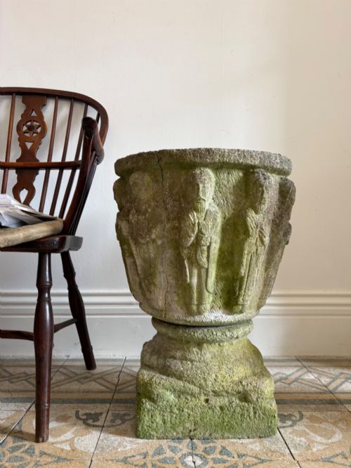EARLY 20TH CENTURY WEATHERED MEDIEVAL STYLE BAPTISMAL FONT PLANTER AND BASE 63CM - ADDITIONAL PHOTO 1