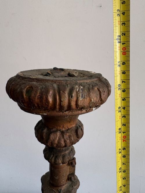 A PAIR OF ITALIAN BAROQUE 18TH CENTURY GILTWOOD ALTAR CANDLESTICKS 78CM TALL - ADDITIONAL PHOTO 13