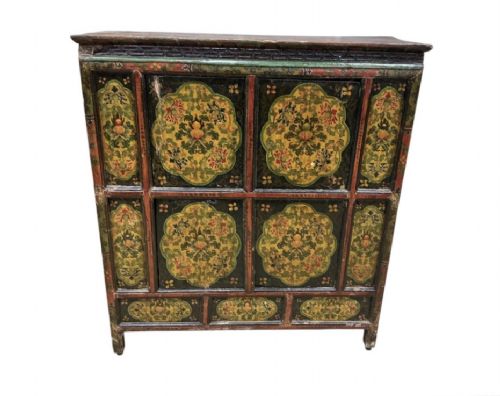 A 19TH CENTURY TIBET HAND PAINTED CABINET FLORAL DECORATION 103CM WIDE - ADDITIONAL PHOTO 1