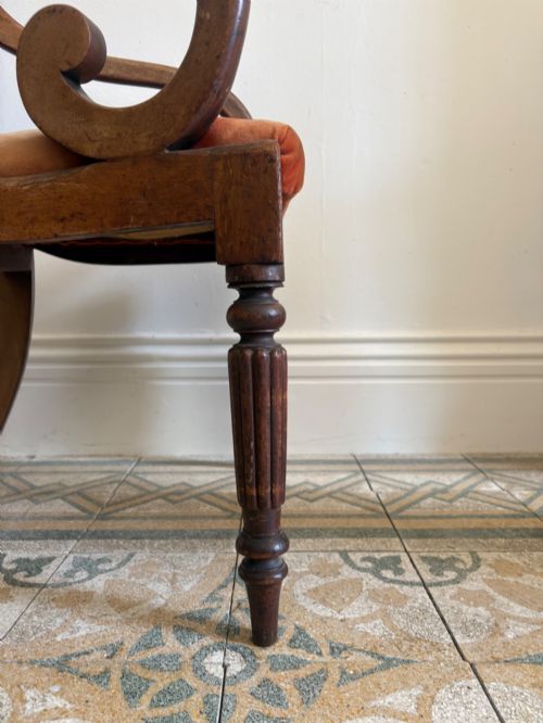 A LATE REGENCY MAHOGANY MAHOGANY OPEN ARM CHAIR WITH DROPIN VELVET SEAT C1820S - ADDITIONAL PHOTO 3