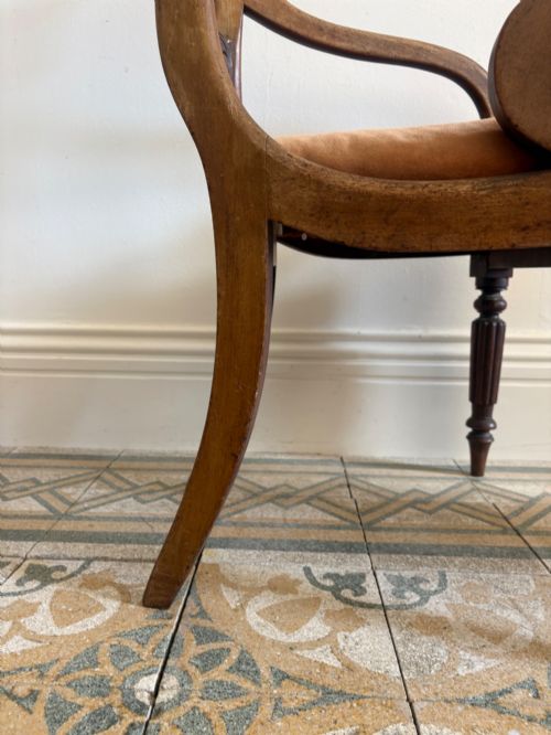A LATE REGENCY MAHOGANY MAHOGANY OPEN ARM CHAIR WITH DROPIN VELVET SEAT C1820S - ADDITIONAL PHOTO 4