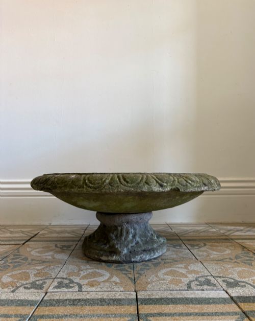EARLY 20THC WEATHERED CAST STONE NEOCLASSICAL BIRDBATH PLANTER AND BASE 67CM - ADDITIONAL PHOTO 9
