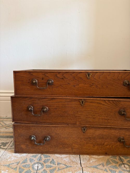 A GEORGE 111 STYLE ENGLISH OAK CHEST OF DRAWERS RAISED BRACKET FEET C1920 83CM - ADDITIONAL PHOTO 6
