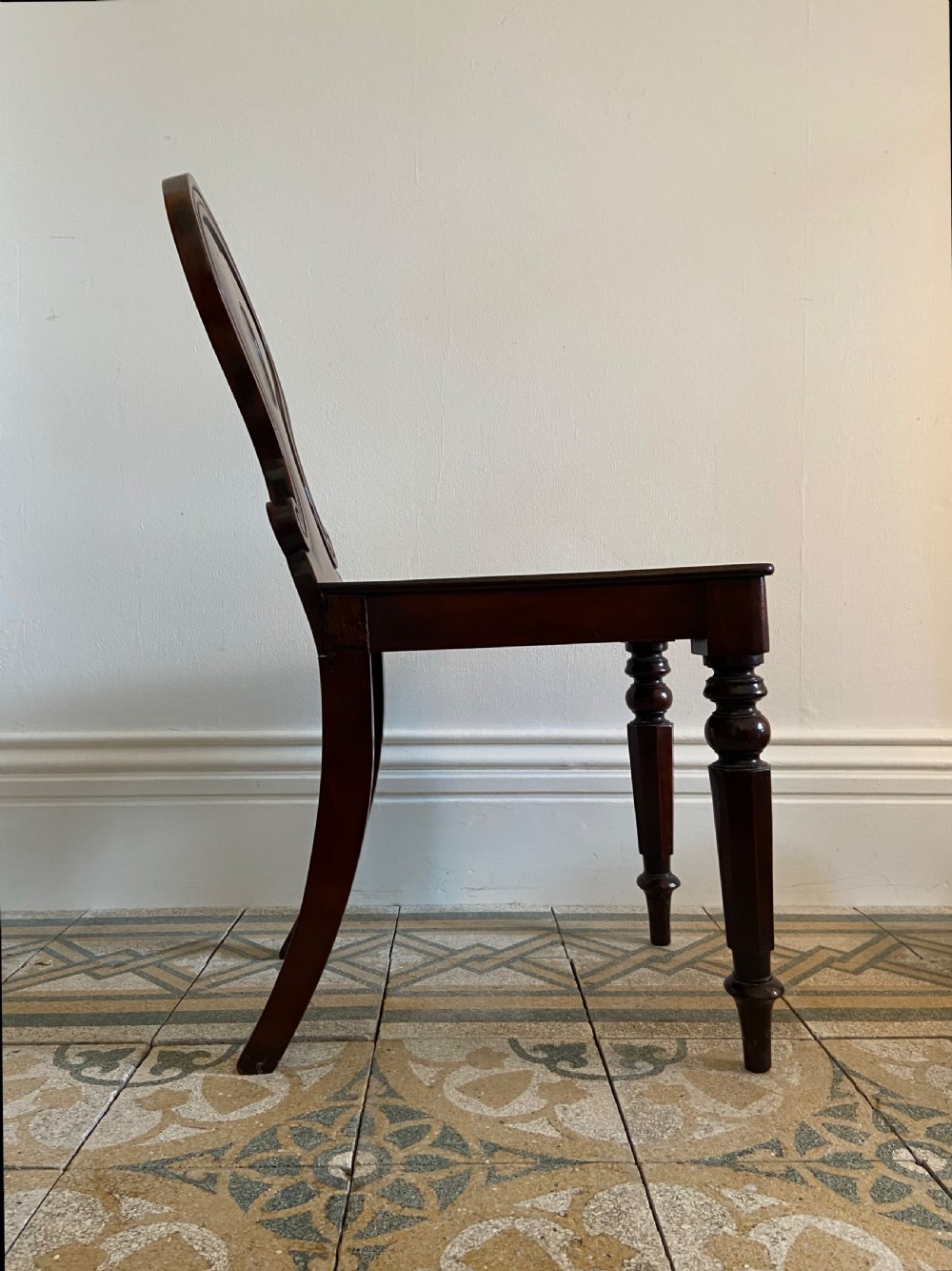 Early19th Century Mahogany Heraldic Crest Hall Chair, C1835, Armorial Oval Crest View VI