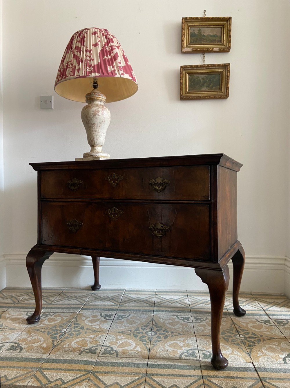 Early 18th Century, Queen Anne Walnut 2 Drawer Chest, 96cm wide, C1710 View VIII