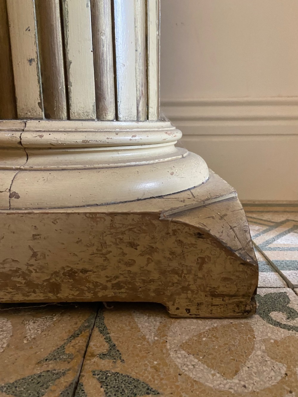 A 19th Century French Neoclassical Fluted Pedestal Column, Original Paint, 108cm View IV