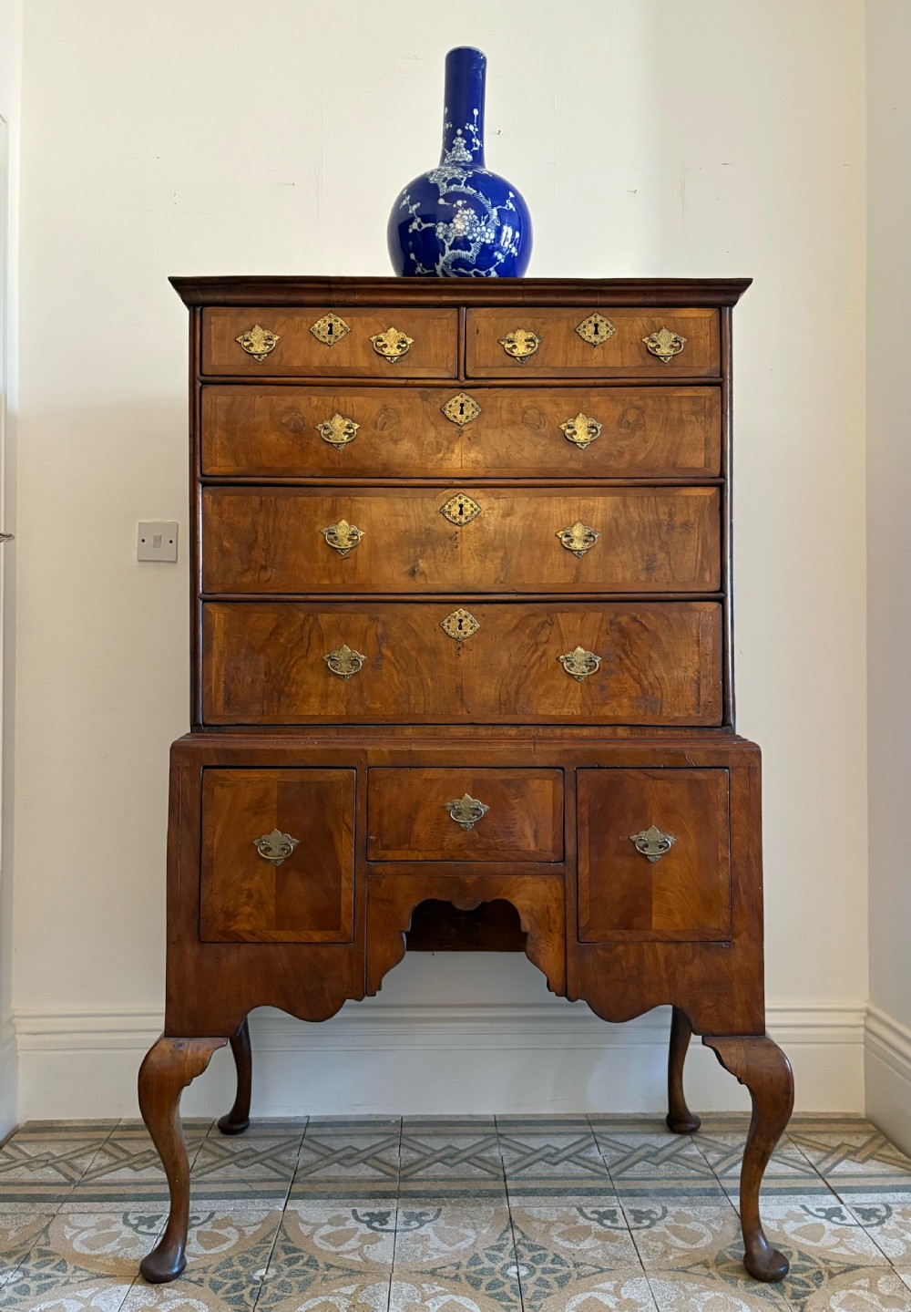 Early 18th Century, English Walnut Chest on Stand circa 1730, 161cm tall