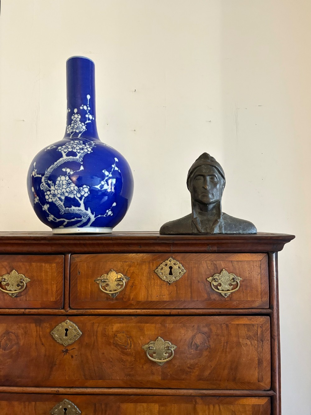 A 19th Century Head and Shoulder Bronze Cast Bust of Dante, 21cm wide View VIII
