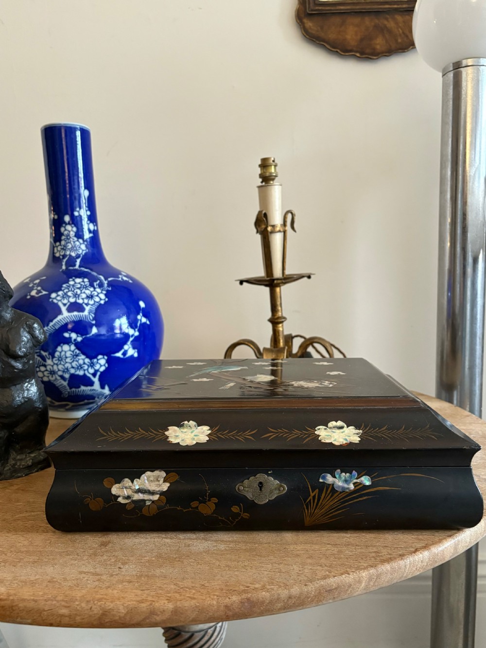 A Japanese Lacquer Trinket Jewellery Box C1900, 38cm Mother of Pearl View II