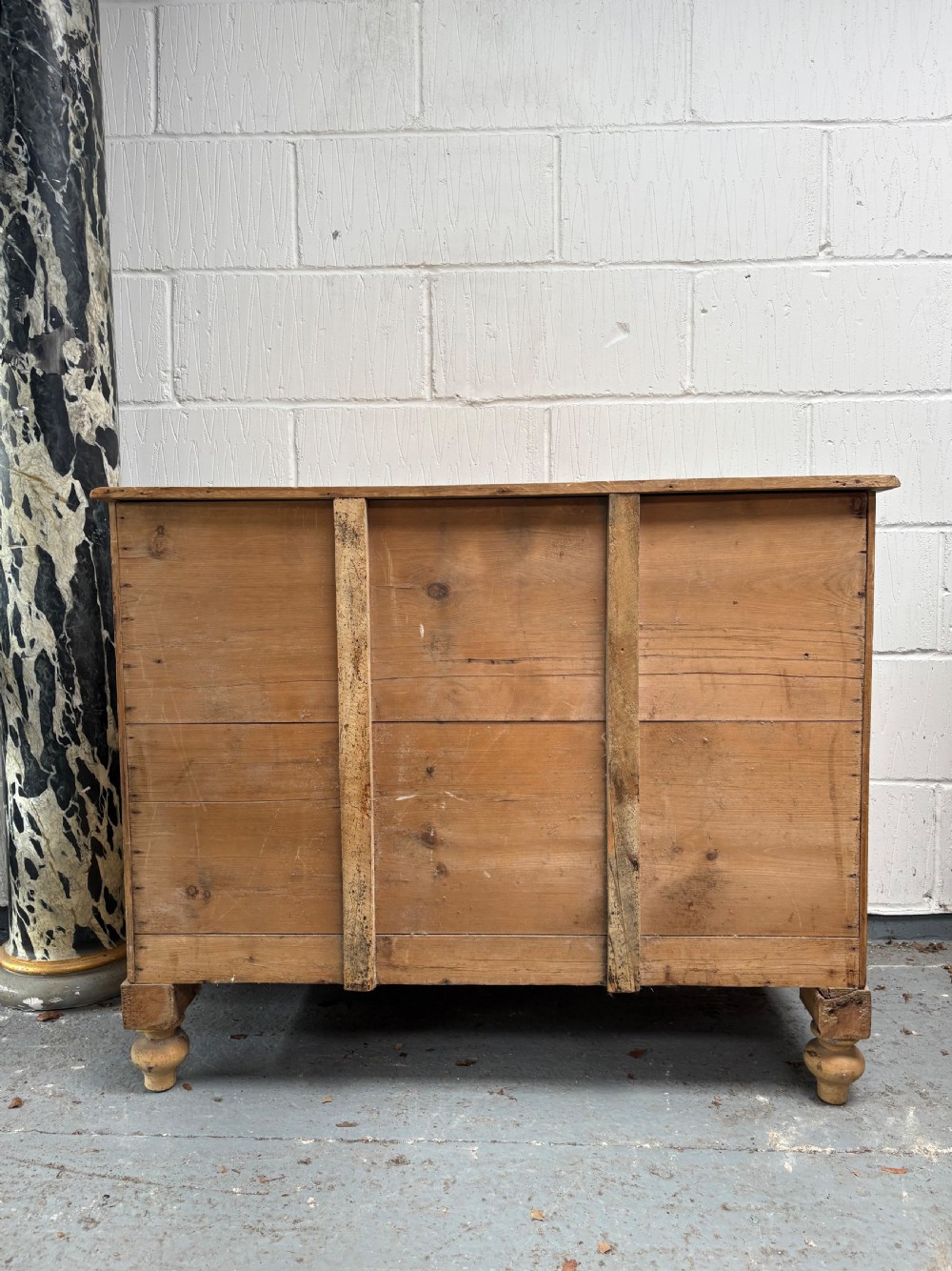 Late 19th Century Pine Chest of Drawers C1900 with Rounded Corners 95cm View III