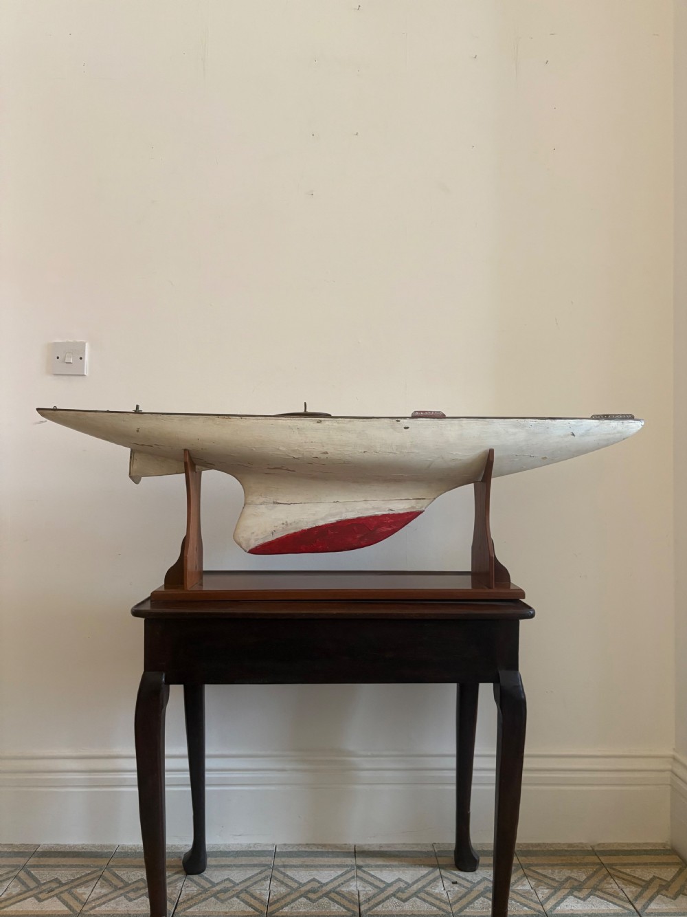 A 1920s Original Racing Pond Yacht Hull, 128cm with Bespoke Mahogany Stand View III
