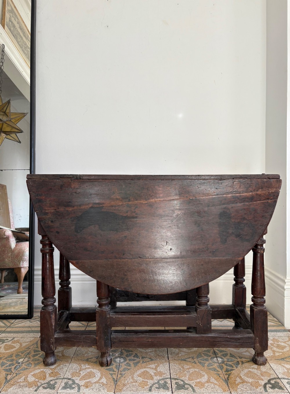 A 17th Century Oak Gateleg Table with Turned Baluster Legs and Single Drawer View III