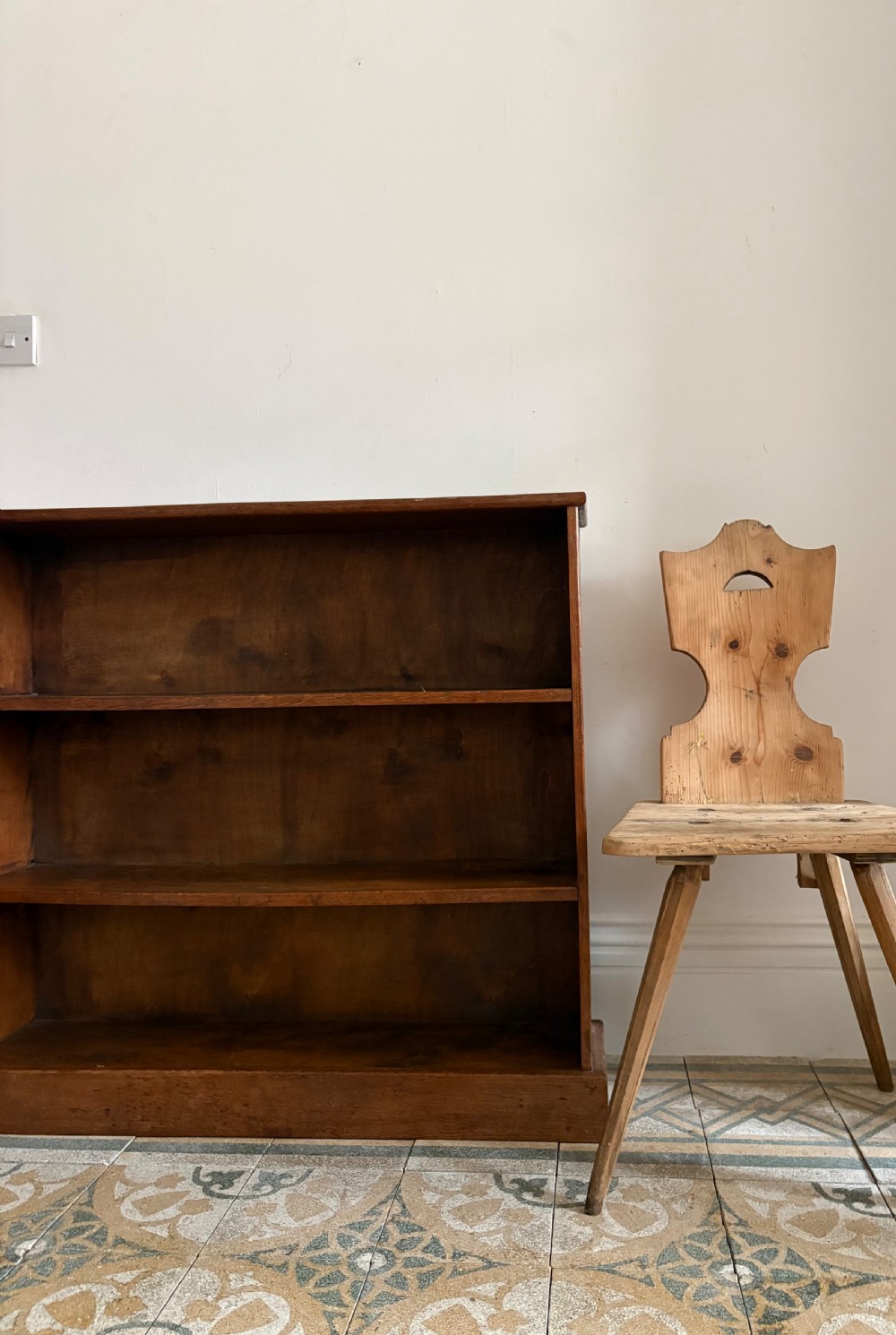 A Pair of English Oak Open Bookcases, C1920, 91cm tall, 95.5cm wide View VIII