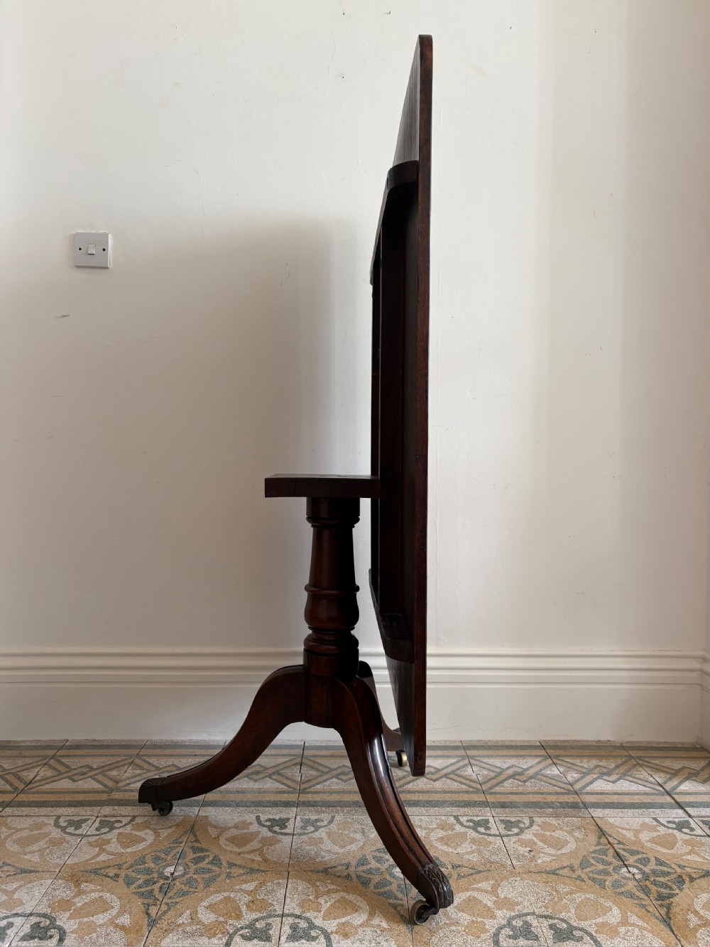 A Regency Mahogany and Rosewood Banded Breakfast Tilt Table C1820, 111cm View VII