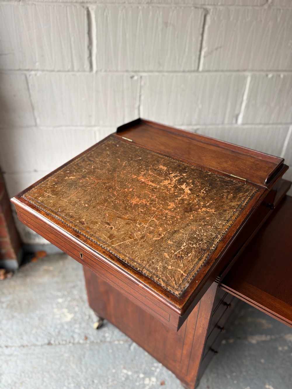 A William 1V Flame Mahogany Davenport Desk with Sliding Leather Slope, C1830 View XIV