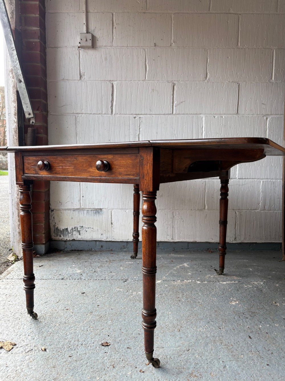 Mid 19thC Drop Leaf Pembroke or Breakfast Table, C1850, Extending to 120cm