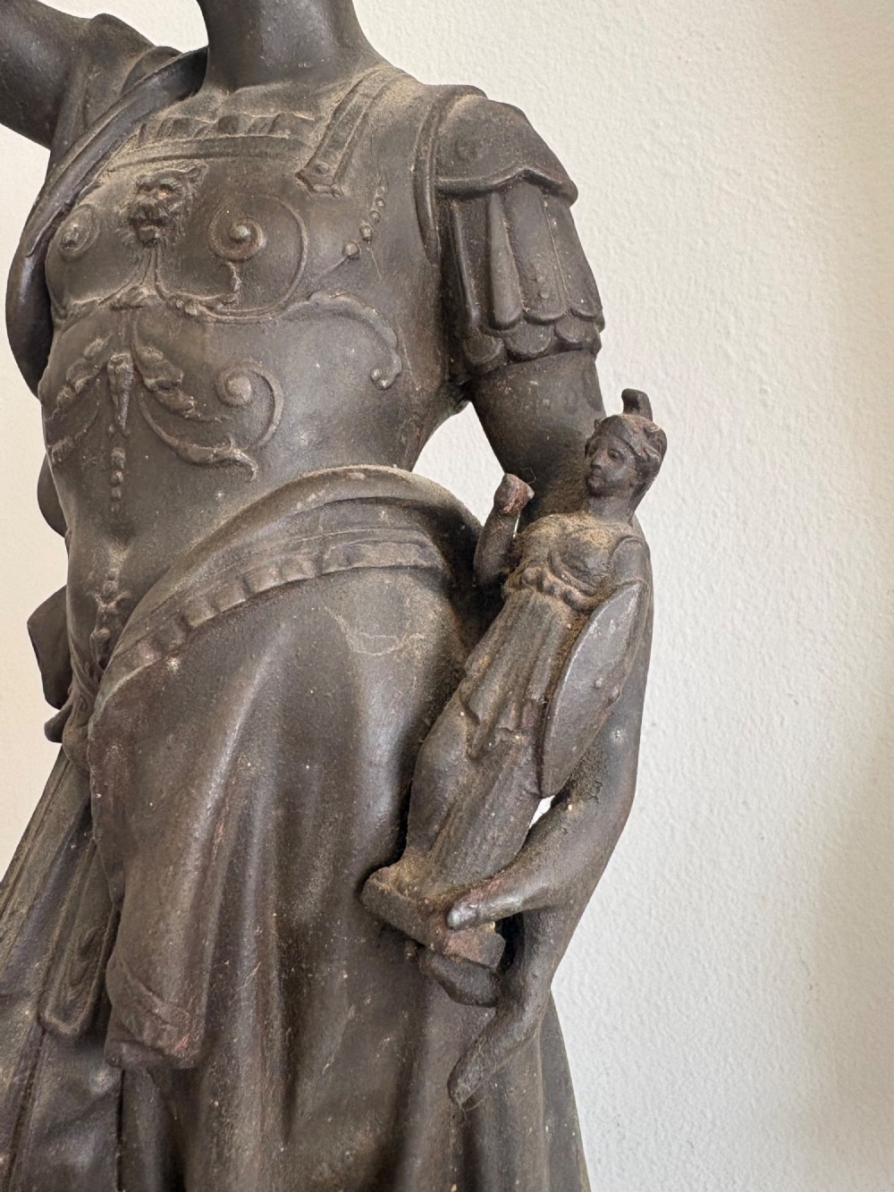 A 19th Century Grand Tour 65cm Spelter Lamp, Guiliano di Medici View VII