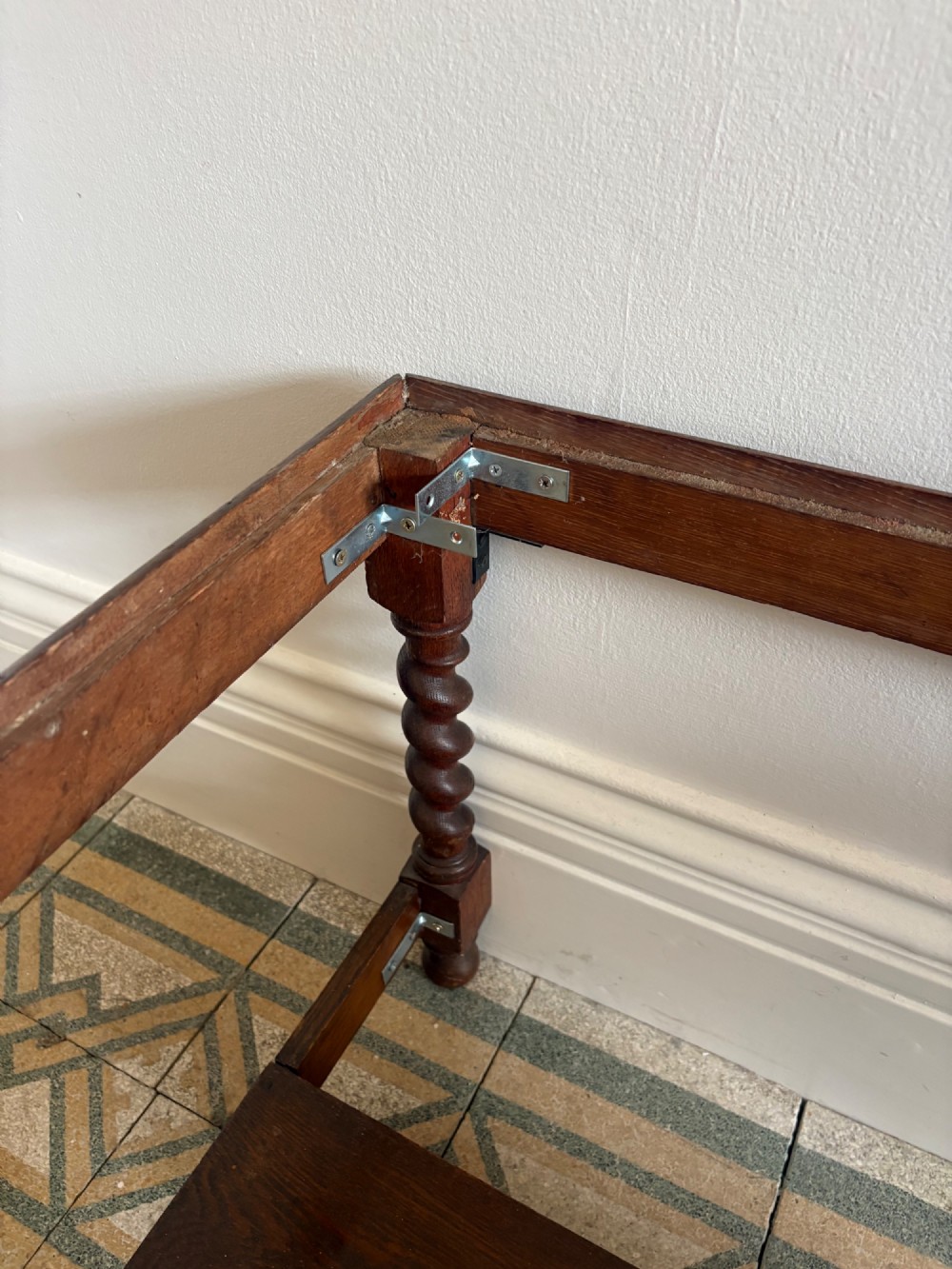 Early 20thC English Oak Barley Twist Hall Bench, Needlepoint Seat C1920s, 95cm View XII