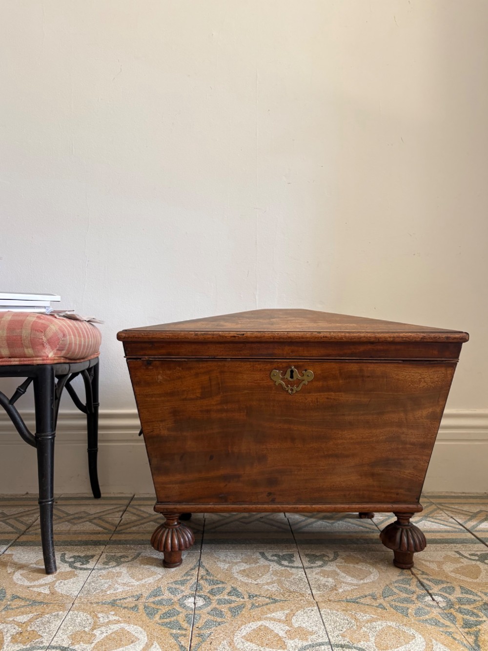A Regency Mahogany Sarcophagus Cellarette 65cm wide, C1830 Manner of Thomas Hope