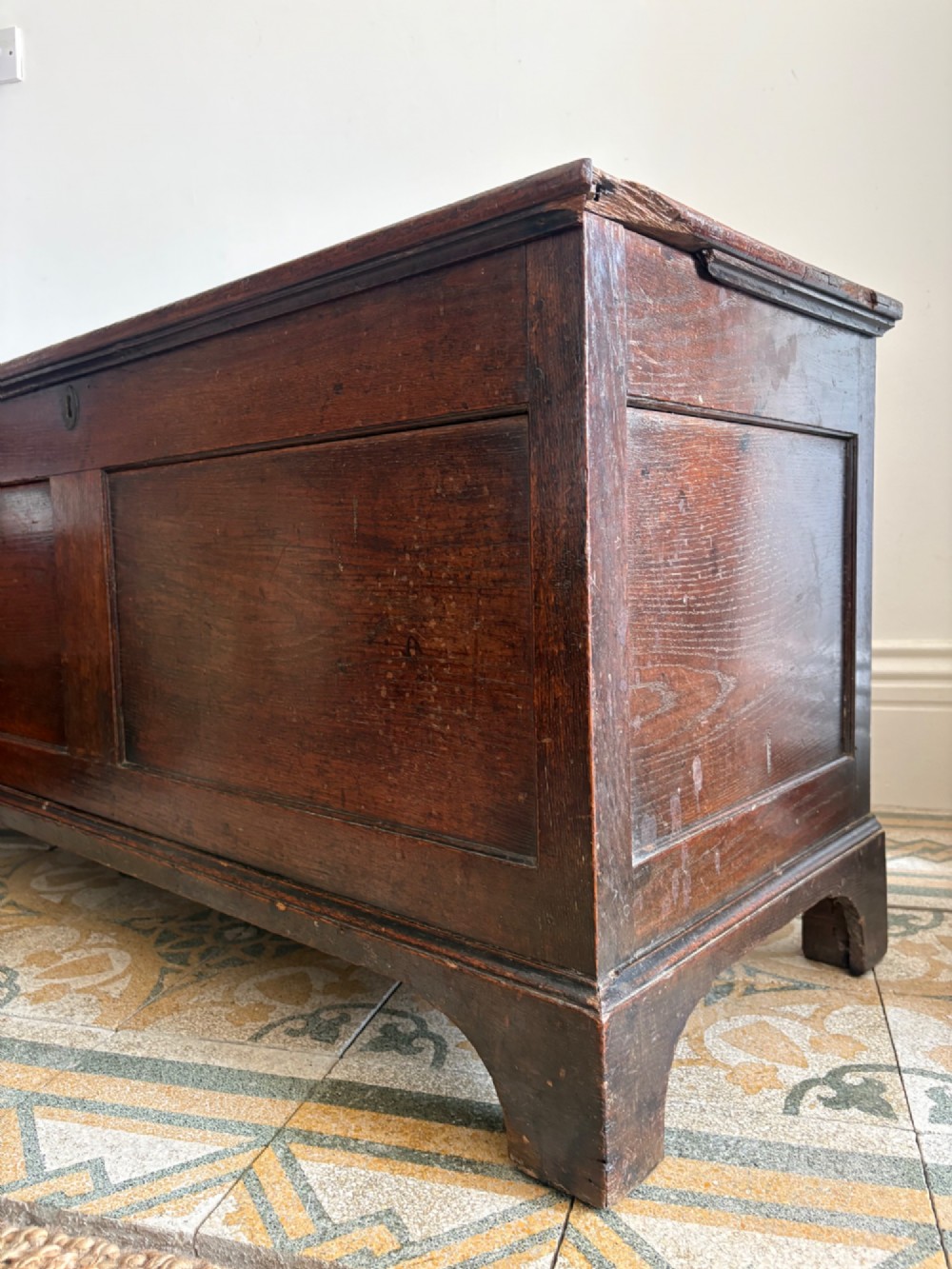A Georgian Oak Blanket Box 123cm with Iron Hinged Lid, on Bracket Feet C1790 View VI
