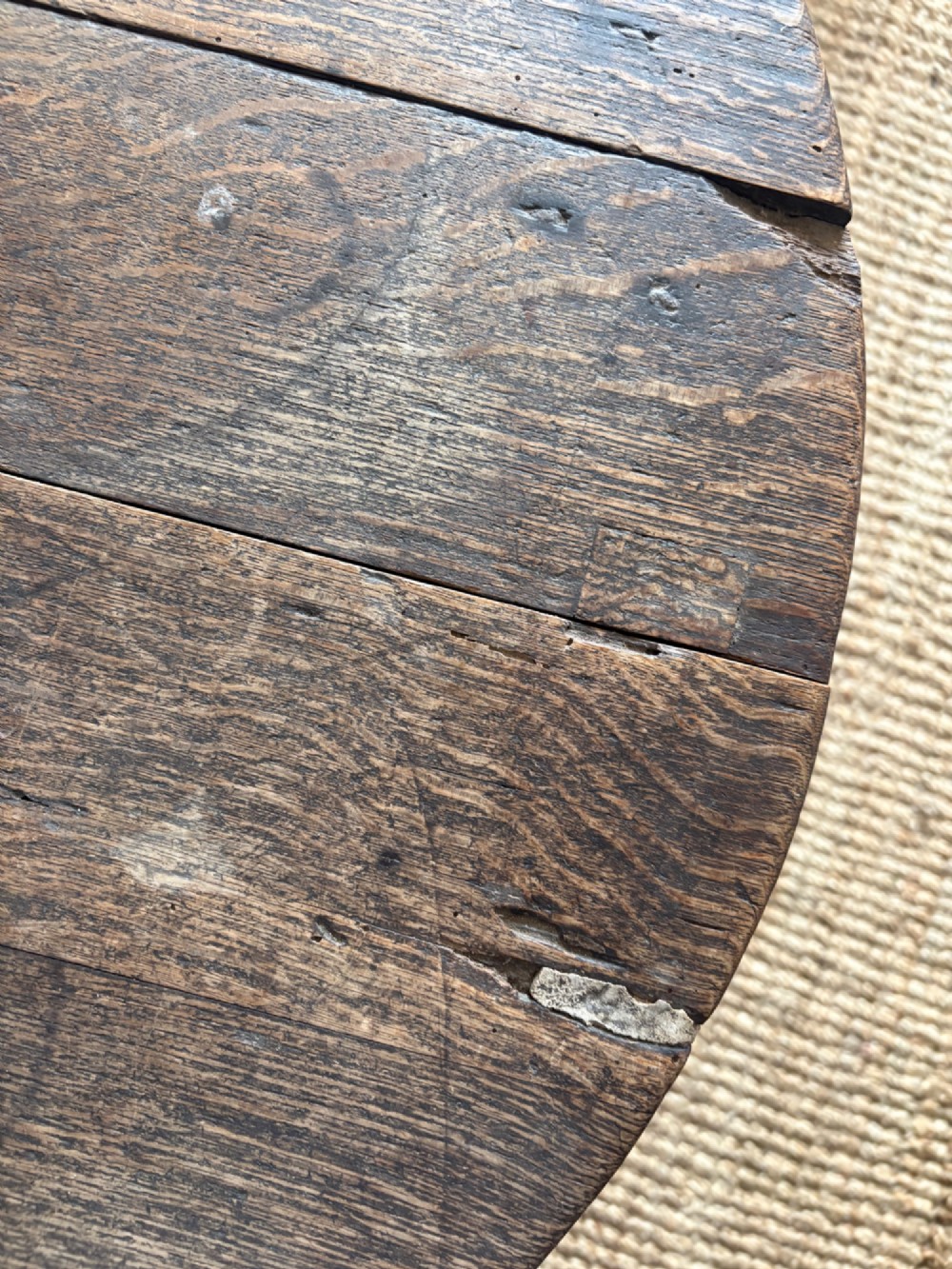 An Early 19th Century English Oak and Pine Cricket Table 77cm Plank Top, 1800. View X