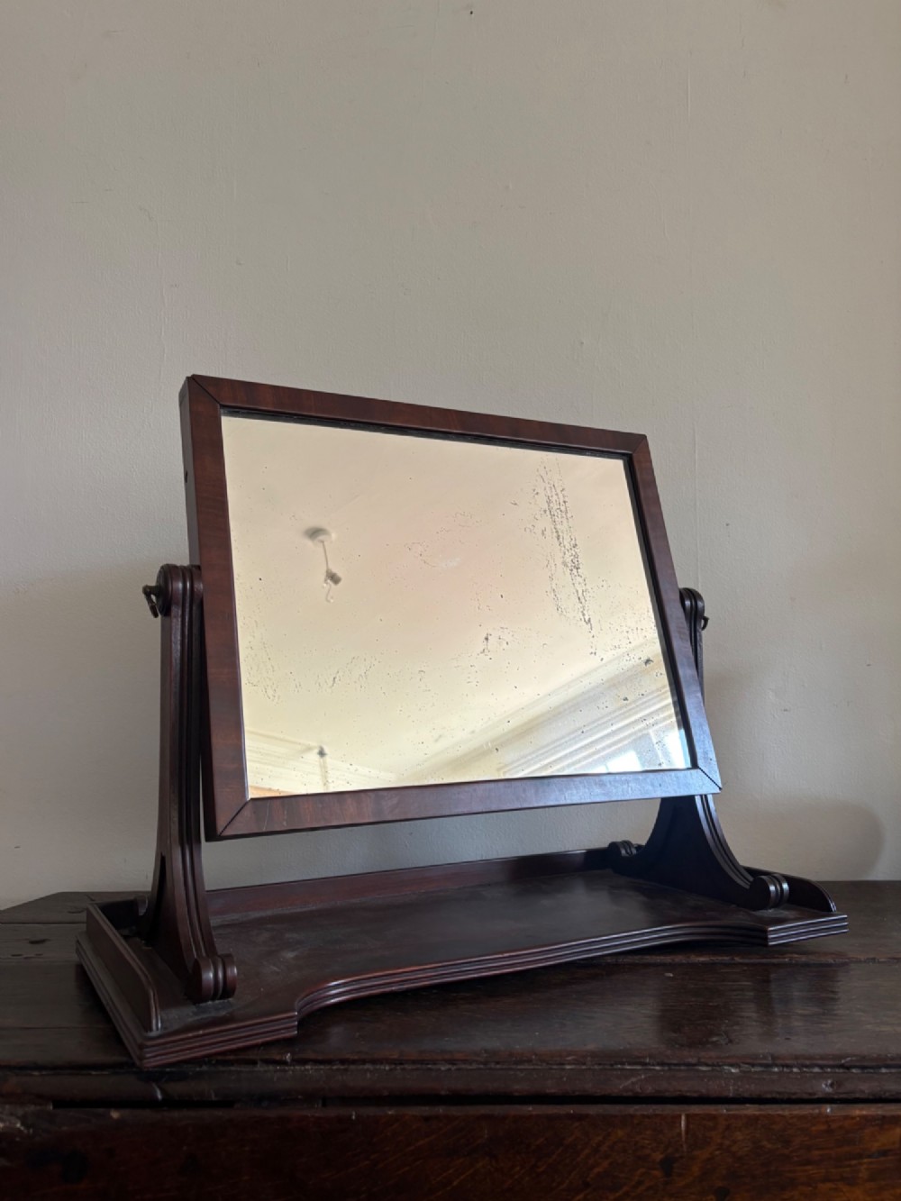 An Early 19th Century Gillows Model Mahogany Vanity Swing Mirror, Original Plate View VII