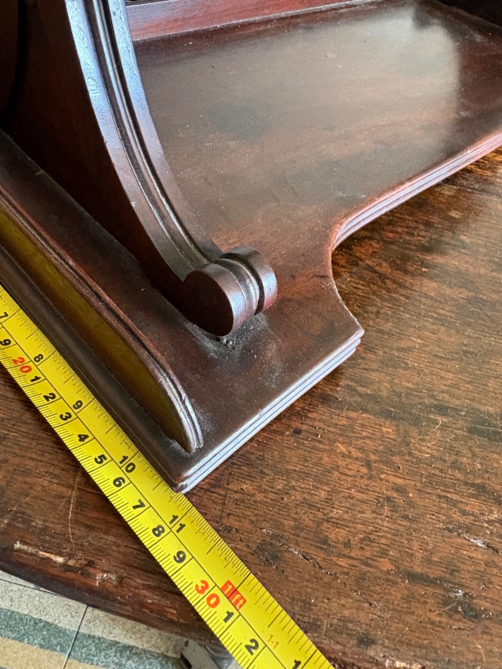 An Early 19th Century Gillows Model Mahogany Vanity Swing Mirror, Original Plate View XIII