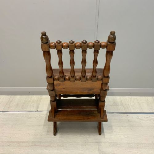 9TH CENTURY METAMORPHIC CHAIR STEPLADDER - ADDITIONAL PHOTO 4