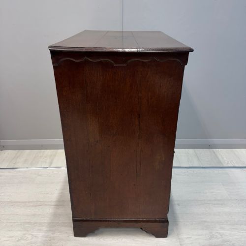 18TH CENTURY OAK CHEST OF DRAWERS - ADDITIONAL PHOTO 7