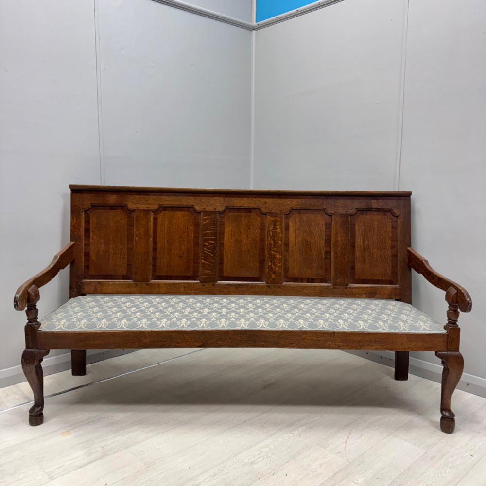 18th century oak panelled settle 