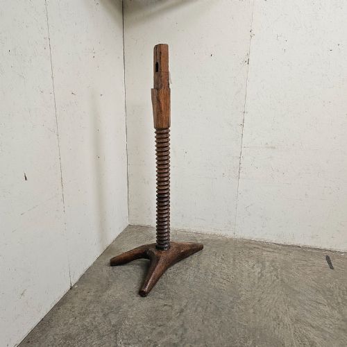 fig 1. Substantial Hand Carved French Grape Press Screw Thread