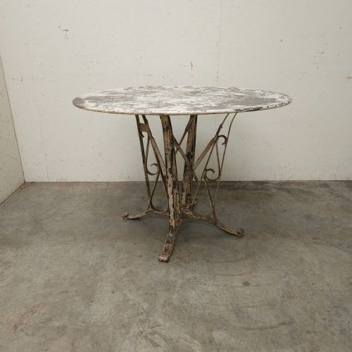 Heavy Base French Round Garden Table